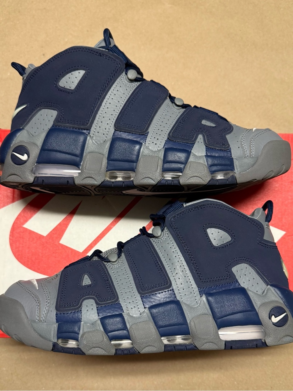 Nike Air More Uptempo Georgetown Mens size 11 Basketball shoes Rare!
